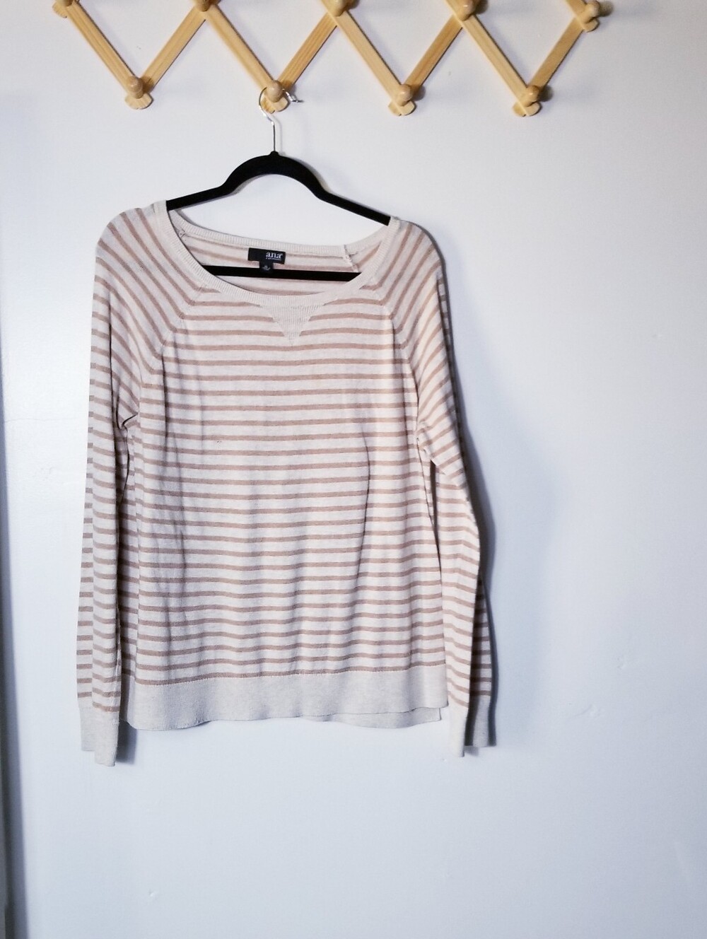 ANA WOMEN'S BROWN AND TAN SWEATER SIZE XL (READ FULL DESCRIPTION)